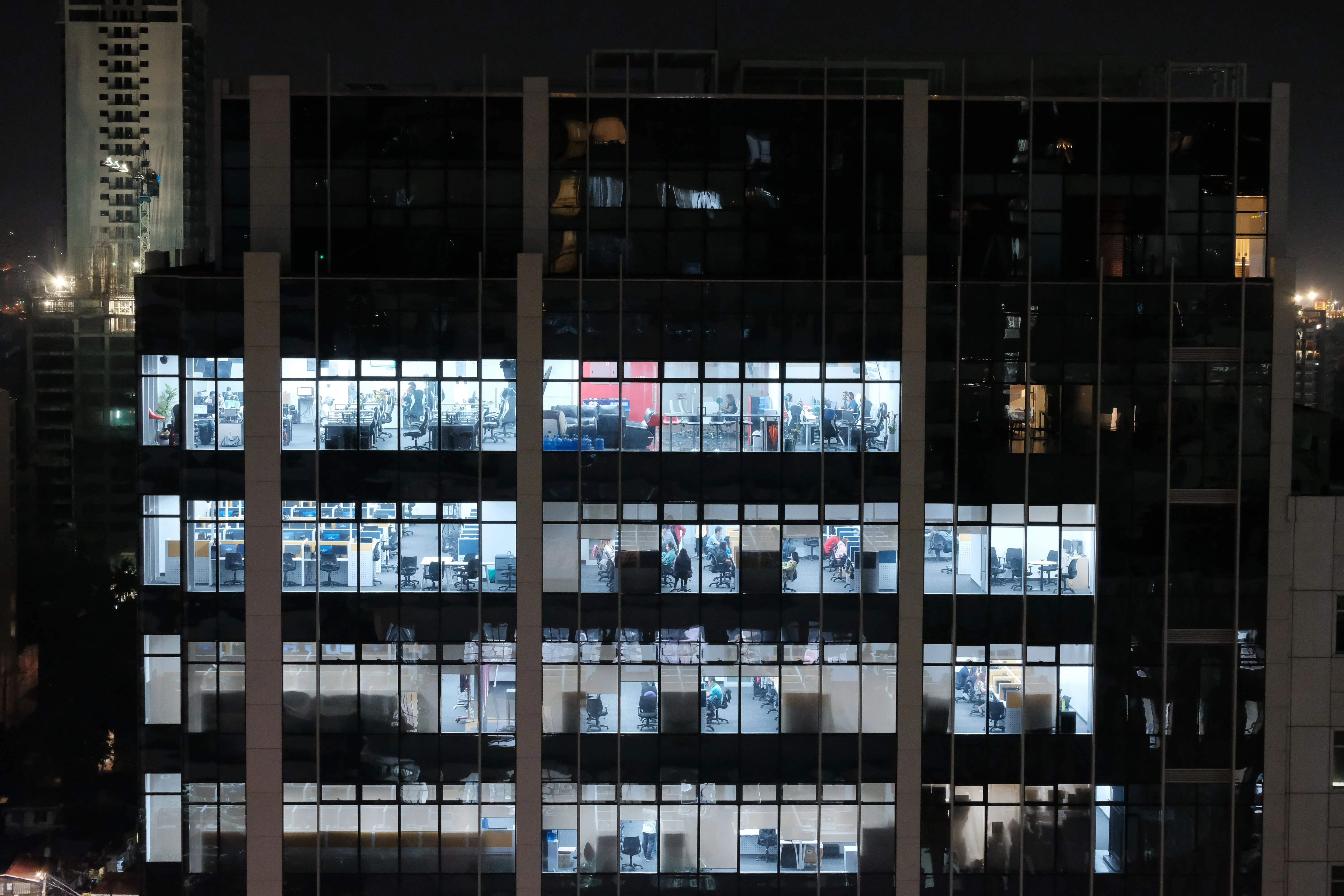 How to Hire Your First Employee in India Without an Entity